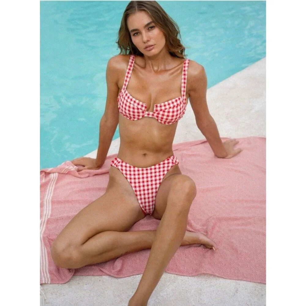 Berlook Two Piece RED White Push Up Bikini Swimsuit Size M NWT NEW W Bag
